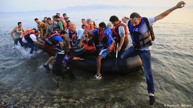 Греция: арестованы  12 членов группировки по переправке мигрантов