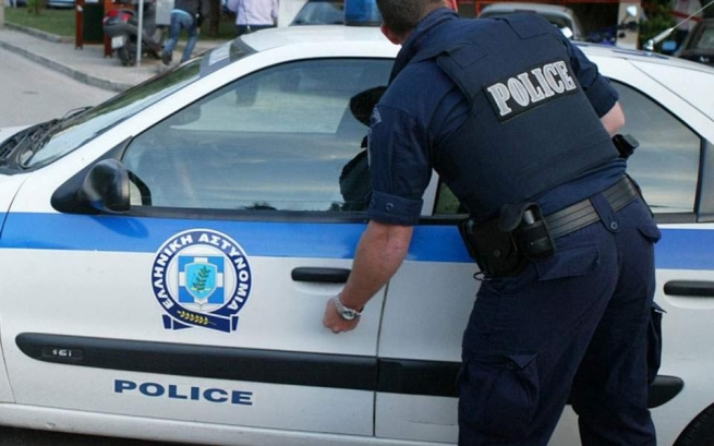 Фургон с 25 нелегалами пытался уйти от полиции на Эгнатия Одос