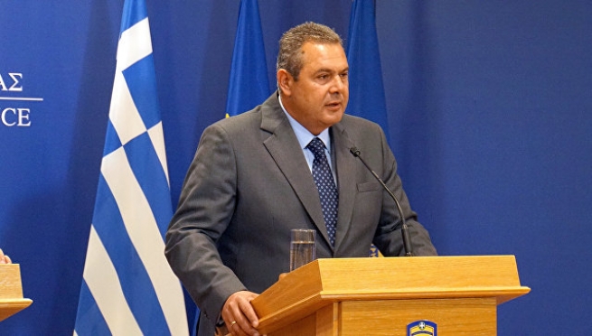 Министр обороны Греции обвинил Вангелиса Маринакиса в контрабанде нефти и героина