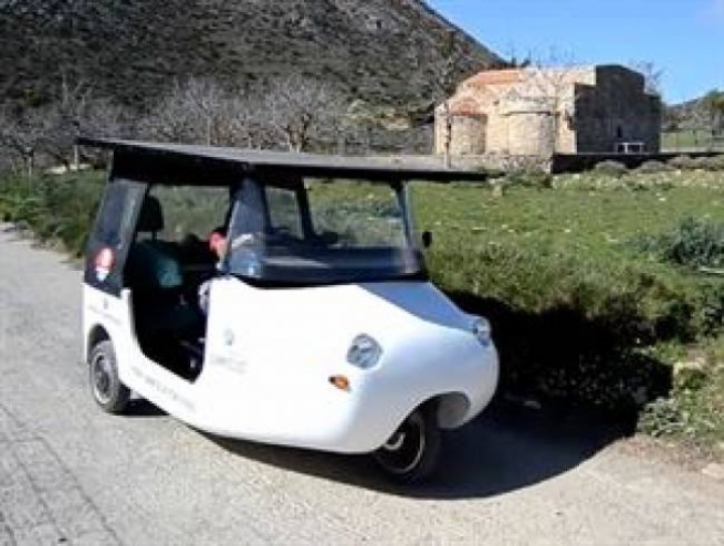 Первый в Греции автомобиль на солнечной энергии поехал на острове Крит