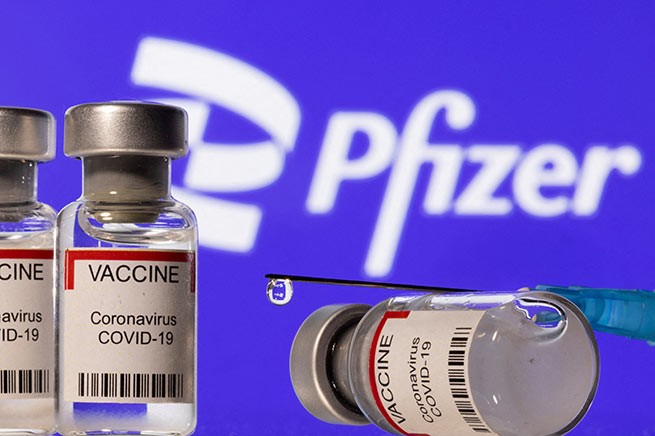 Pfizer: А. Бурла пытается скрыть скандал с вакциной