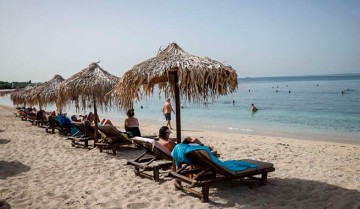 Штрафы от 500 до 2000 евро за препятствование доступу к пляжам