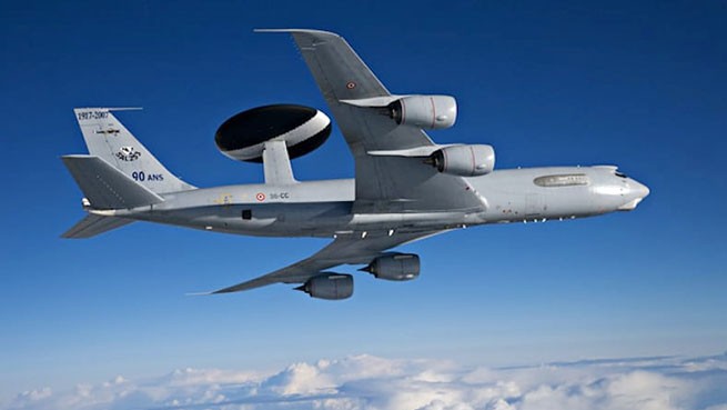 Французская AWACS возле Крыма: украинцы сообщают о подготовке новой атаки на Крымский мост