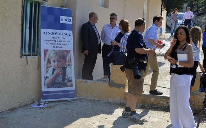 Полиция на острове Кос возобновила поиски Бена Нидхэма, 25 лет после исчезновения мальчика