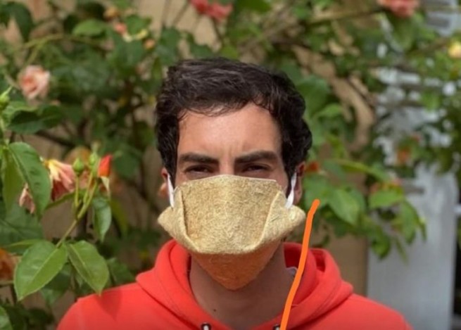 Во Франции начали выпускать маски из конопли