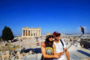 Туризм составляет пятую часть ВВП Греции и обеспечивает четверть рабочих мест