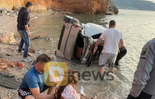 Машина с матерью и двумя детьми сорвалась в море с высоты 20 метров