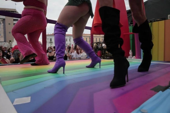 Athens Pride 2023: цвета радуги на площади Котзиа