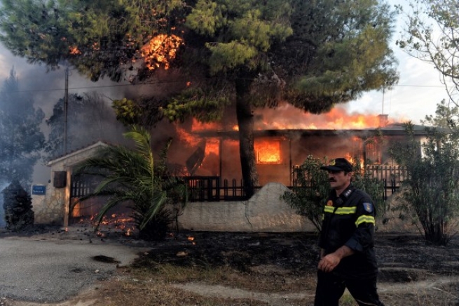 Греция горит: 60 официально подтвержденных погибших. Обновлено в 13.30