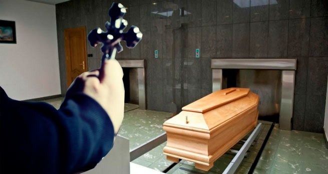 Церковь запускает информационную кампанию против кремации