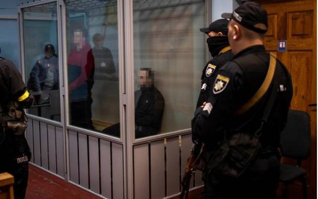 Украинский суд приговорил двух пленных российских военных к длительному заключению