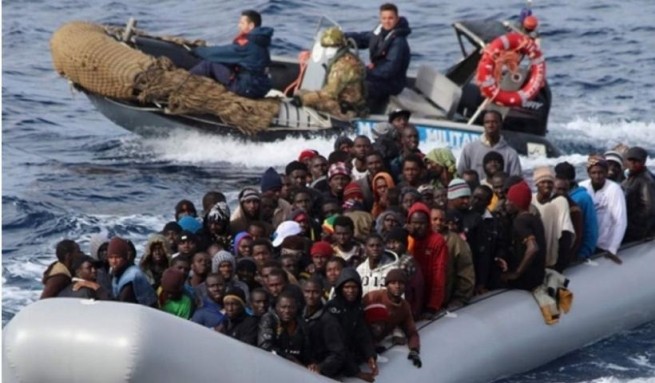 Лесбос: 25 лодок с мигрантами завернули пограничники в воскресенье