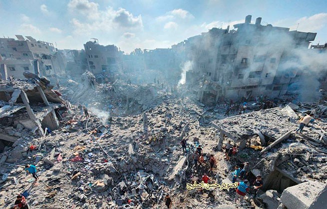 Израиль снова бомбил лагерь в секторе Газа. Десятки погибших. Бомбы с белым фосфором сброшены на школу