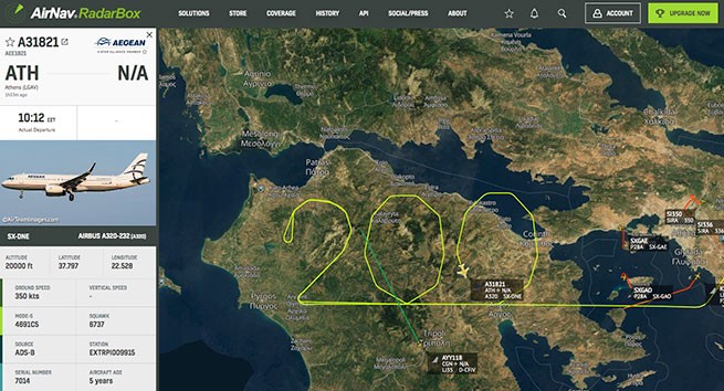 25 марта: самолет Aegean "нарисовал" число 200 над Пелопоннесом