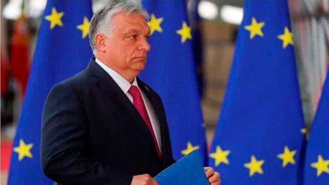 ЕС и Венгрия перешли  к взаимному шантажу и возможным блокировкам