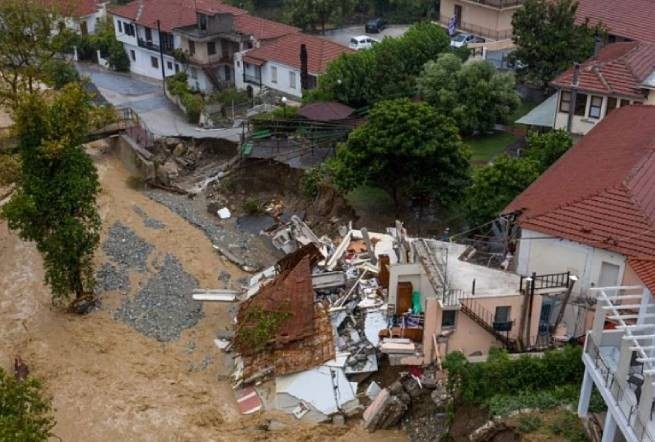 Субсидия пострадавшим от наводнения в Фессалии составляет 300-500 евро ежемесячно