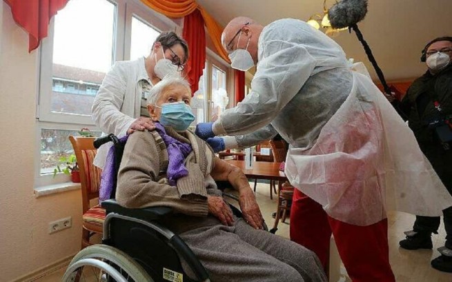 Бабушка "на зависть всем": в возрасте 101 год она победила COVID-19