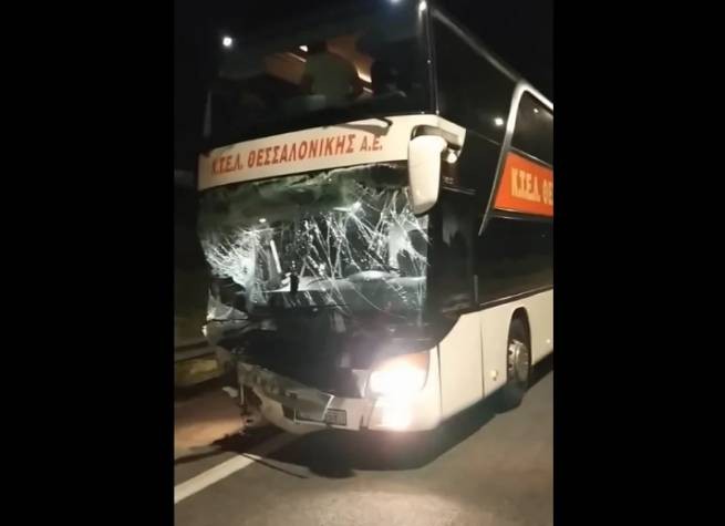 Смертельное ДТП автобуса ΚΤΕΛ с 77 пассажирами в салоне (видео)