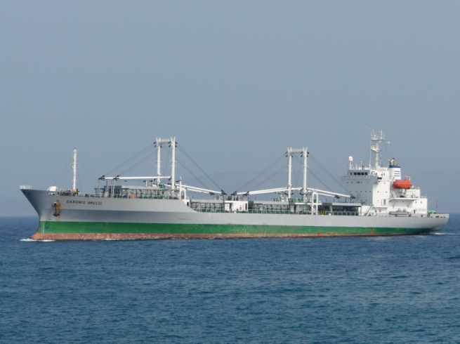 Нигерийские пираты захватили греческое судно с украинско-российским экипажем