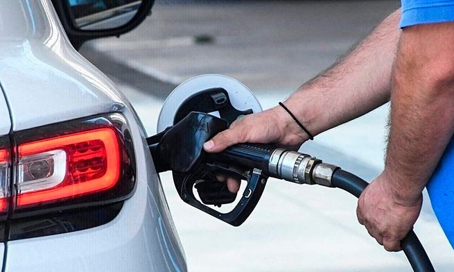 Новое повышение цен на бензин - где они превысили 2 евро за литр
