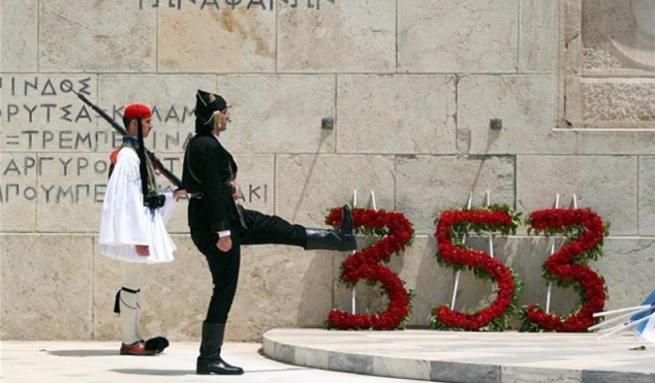 Власти Афин предоставят площадь Синтагма понтийским грекам в день памяти Геноцида
