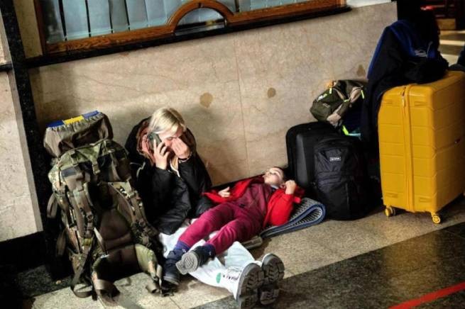 Суд в Гааге осудил особые правила для украинских беженцев