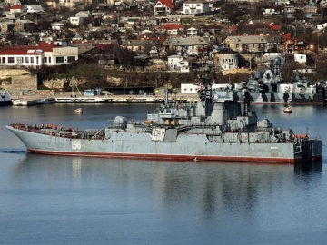 У берегов острова Родос сухогруз столкнулся с российским десантным кораблем