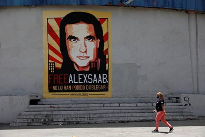 Кабо-Верде: венесуэльский спецпосланник Алекс Сааб экстрадирован по запросу США. Что ждет Поклонскую?