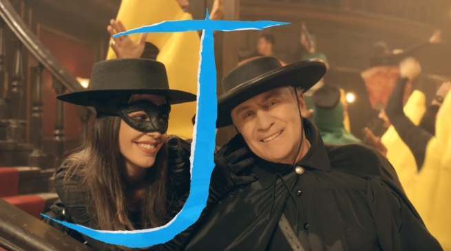 Псомиадис сыграл роль Zorro в рекламе Jumbo