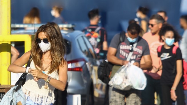 Греция: обязательное ношение масок в общественных местах не планируется