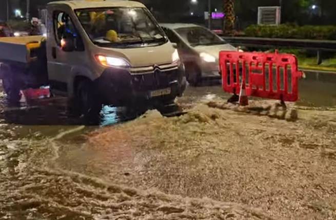 Посейдонос вновь "утонул" в сточных водах (видео)