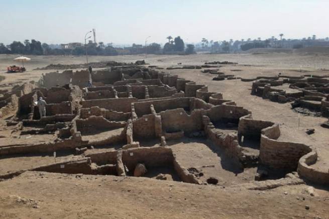 Египет: древнейший «золотой город» фараонов обнаружен неподалеку от Луксора