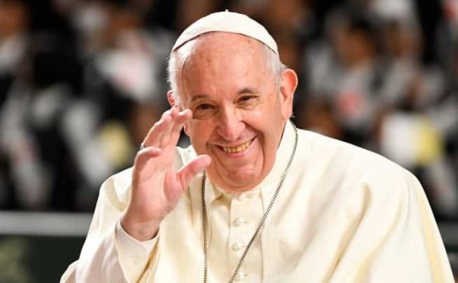 Папа Римский намерен перевезти в Италию 50 мигрантов с Кипра