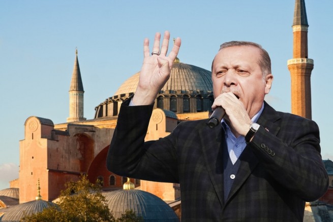 Греция возмущена заявлением Эрдогана о превращении Софийского собора в мечеть