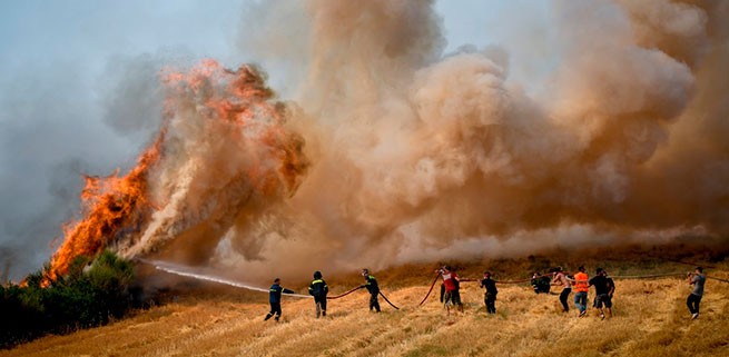 Пожар в Аттике: драматический прогноз развития событий на субботу