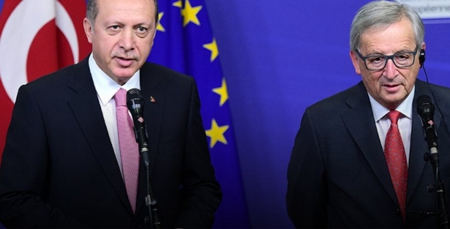 ЕС замораживает финансирование для вступления Турции в ЕС