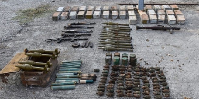 Kastoria: an arsenal was found in the basement