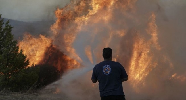 Греция: лесные пожары продолжаются, но похоже уже затихают.