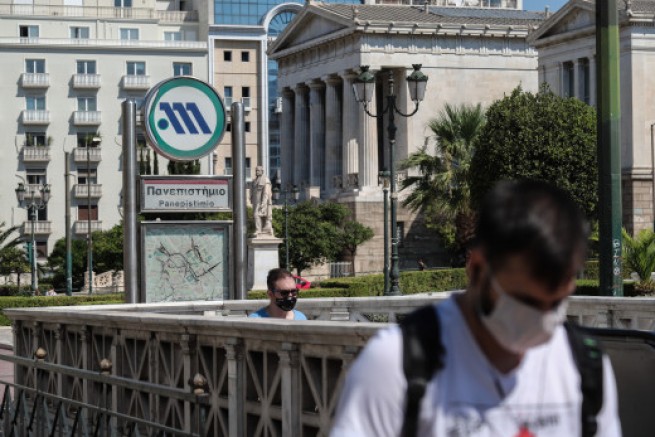 Греция может повторить сценарий Италии с 5000 случаев коронавируса в день