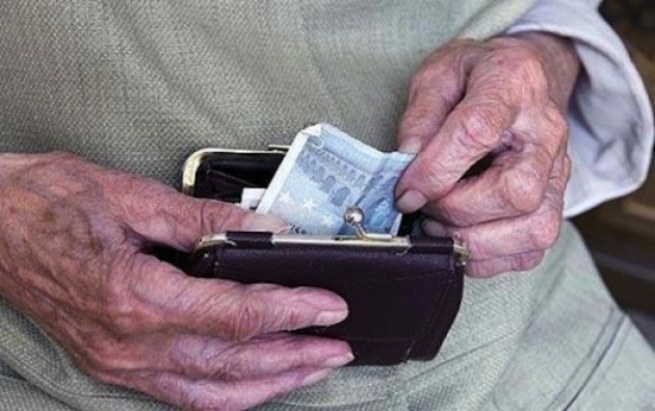 Греция: на 5,7 млрд евро сократятся пенсии к 2021 году