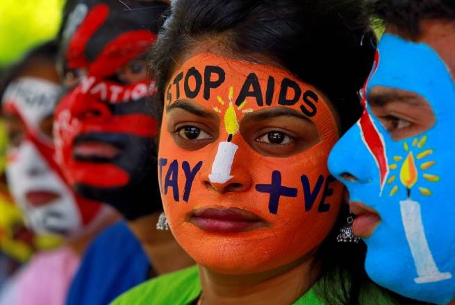 Со СПИДом надеются покончить к 2030 году