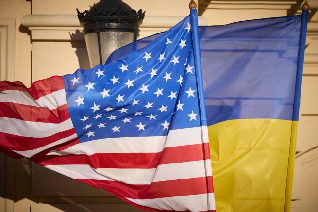 Реформы в обмен на военную поддержку: США направили Украине перечень требований