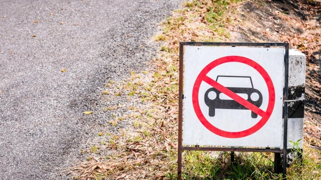 В каких регионах Греции запрещены автомобили
