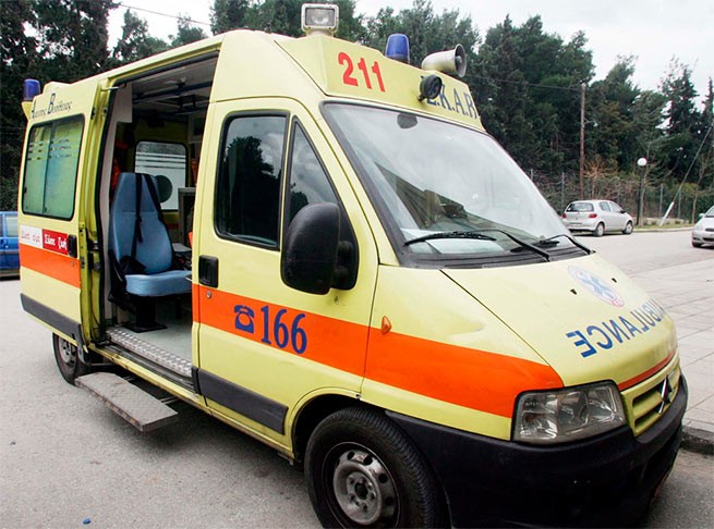 Кос: женщина умерла из-за нехватки машин скорой помощи