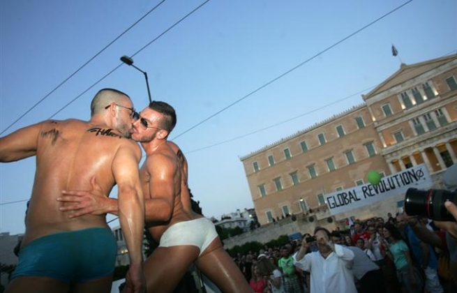 РПЦ: гей-парад в Афинах грозит внести смуту и разлад в греческое общество
