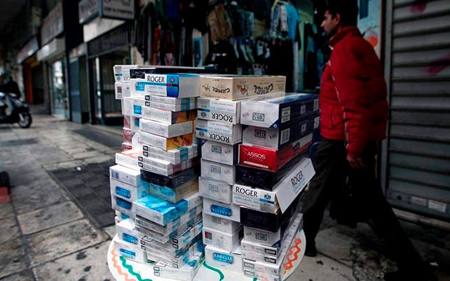 Налоговая заключила договор с производителем сигарет против контрабанды
