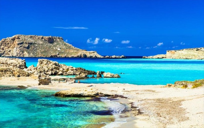 Греческий остров среди 8 самых красивых в Европе