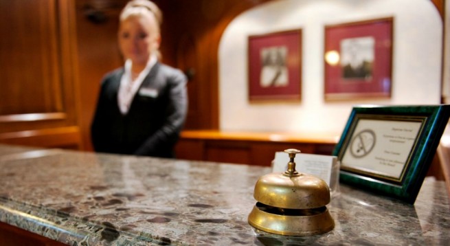Греческие отельеры бьют тревогу