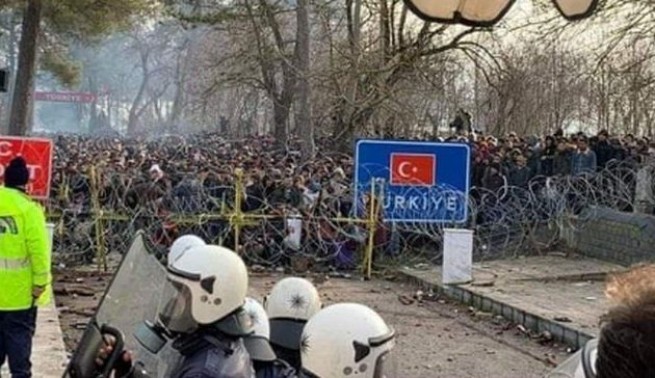 Пресечена массовая попытка прорыва через границу Греции