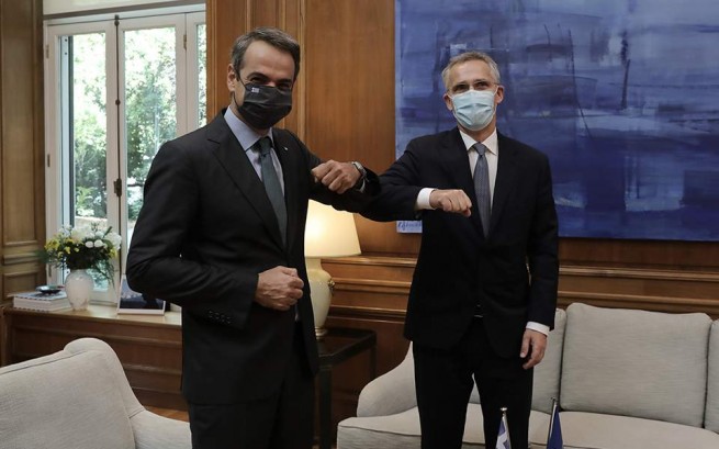 Глава НАТО провел встречу в офисе премьер-министра Греции